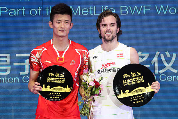 羽毛球场地尺寸指南:单打边界的正确测量方法