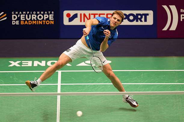 羽毛球运动如何促进儿童社交能力和自信心提升