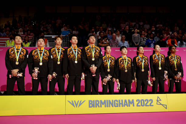 运动无忧!儿童专业羽毛球护膝防撞防摔