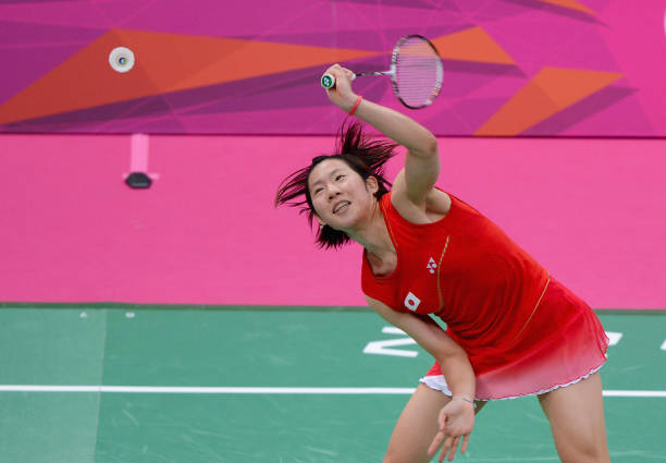 百元羽毛球拍也能打出专业水准?3个选购技巧分享