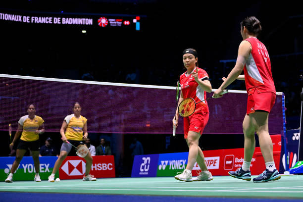 儿童羽毛球俱乐部会员制 vs 普通课程收费区别