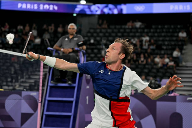 羽毛球单打常见错误及改正方法，练对才能赢！