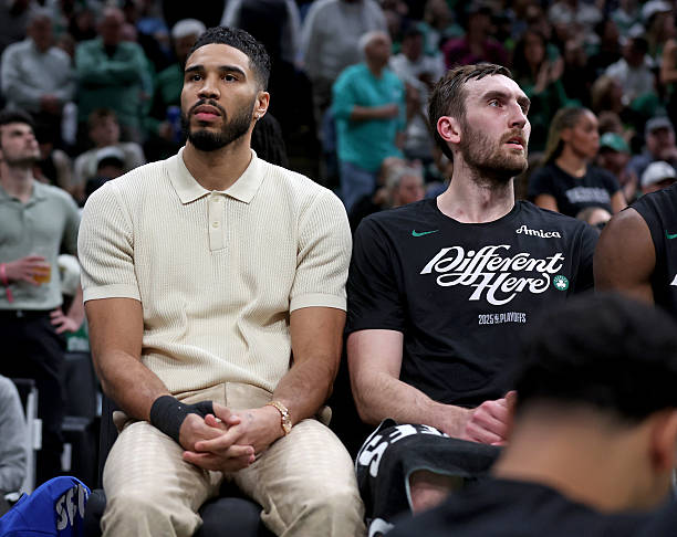 CBA与国际篮联规则对比：每节时长有何异同？