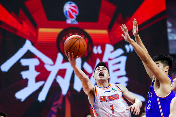 乌布雷在社交媒体上的影响力:场外形象与球迷互动分析