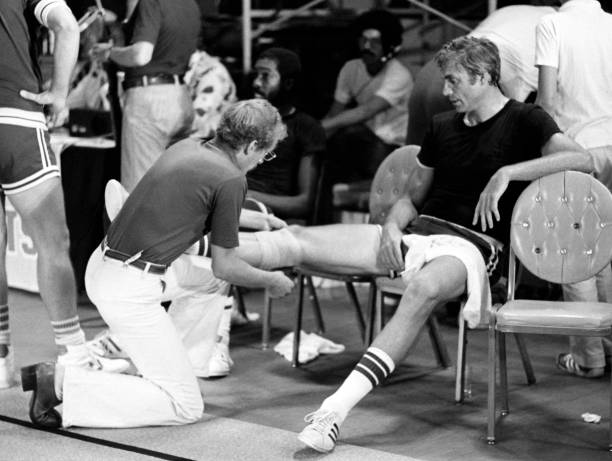 篮球赛中的友谊与竞争——一次难忘的体验