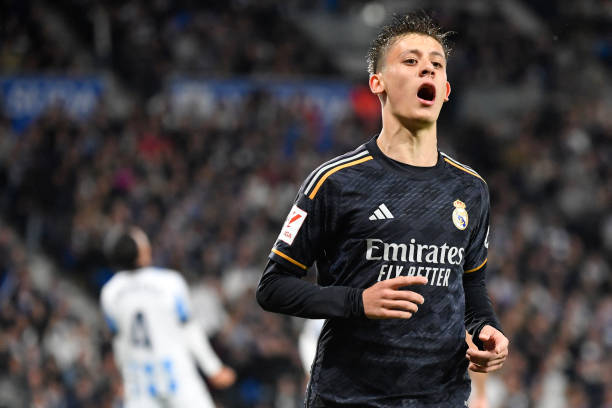 从C罗到魔笛:齐达内麾下皇马的关键球员与传奇时刻