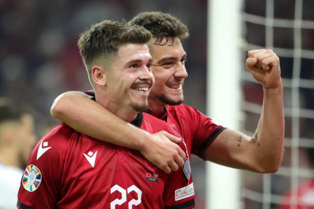 欧冠抽签直播平台推荐:CCTV5在线高清体验