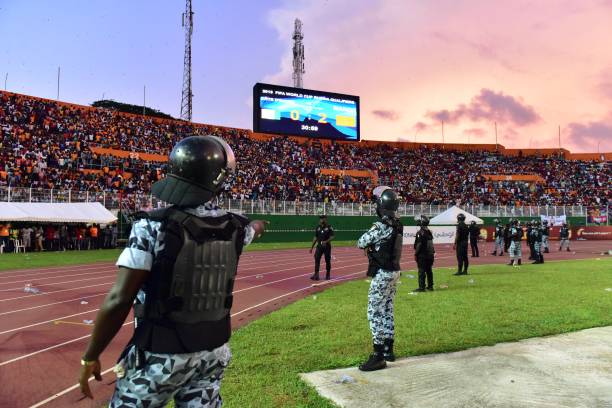 足球进阶必备!C罗十大绝招实战教学,让你轻松过人+破门