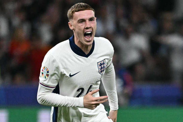 新赛季法甲、荷甲、葡超冠军预测:巴黎、埃因霍温还是波尔图?