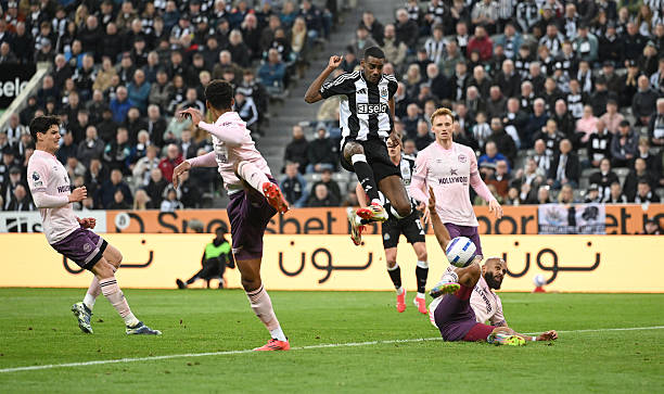 (风格:地理视角,深入分析地域流派)