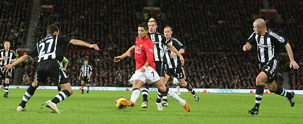 萨拉赫50万周薪续约,利物浦锁定未来核心!