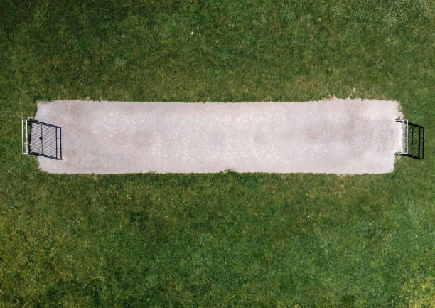 标准足球场建设:场地、看台、照明等费用明细