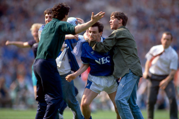 捷报比分深度追踪:五大联赛即时比分与积分榜更新