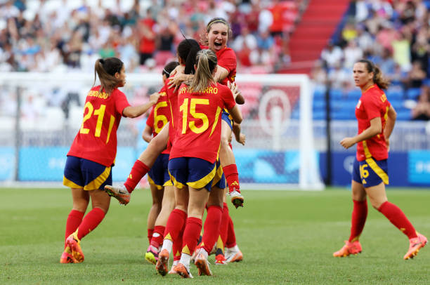 贝克汉姆家族基因太强!小七身高已超同龄明星子女?