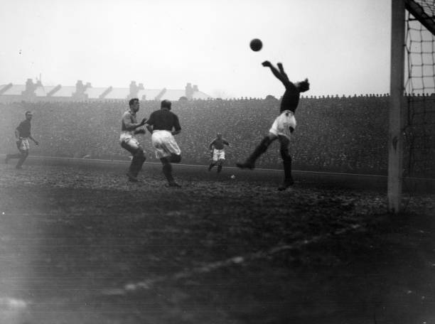 (不仅回答场次,还扩展到晋级规则,更具科普性)