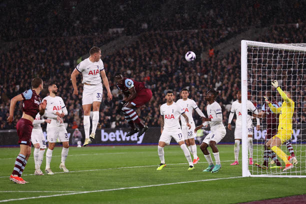 法国足球今日焦点:格列兹曼重返马竞后的表现分析