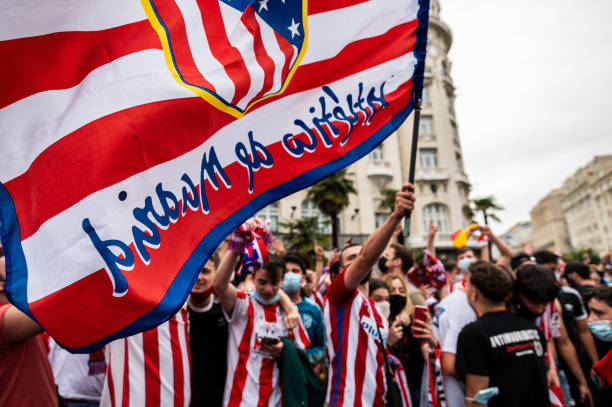 CCTV5今晚直播欧冠：梅西C罗再对决，谁能笑到最后？