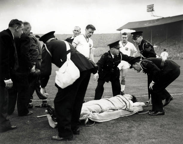 “五轮制”与“突然死亡”:点球计分的两种核心模式