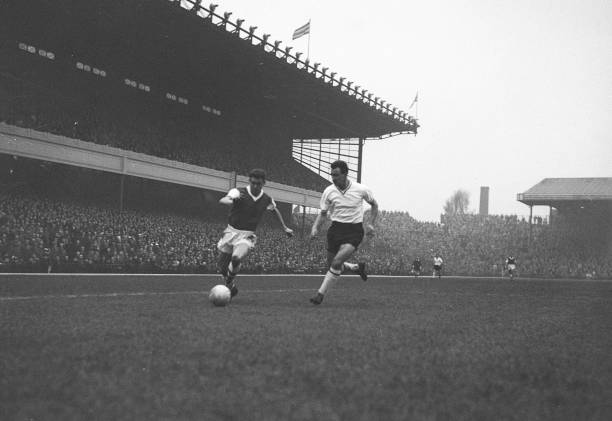 海外球员加盟欧洲足球俱乐部的特殊条件与挑战