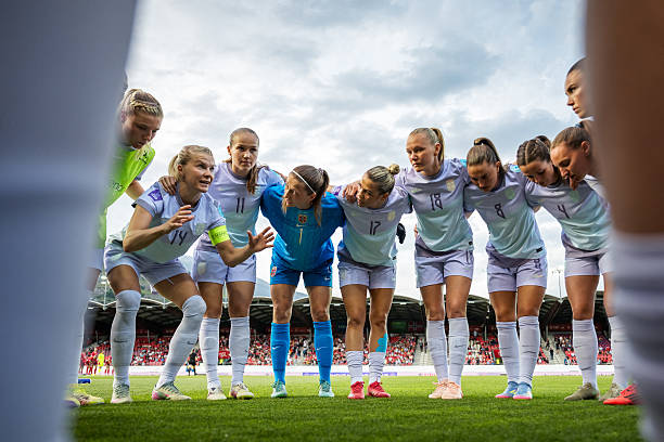 从技术特点分析:哪位年轻球员最像巅峰时期的C罗?