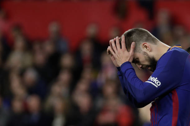 2009年欧冠颁奖:哈维、伊涅斯塔与巴萨的中场统治力