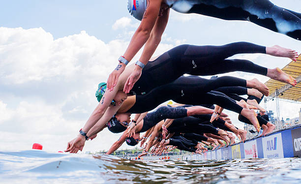 不同级别跳水比赛的时间差异解析