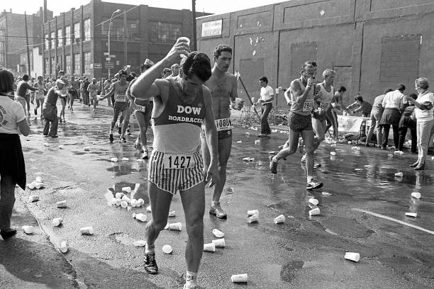 颜值与实力并存：跳高女神邵雨琪的体育人生