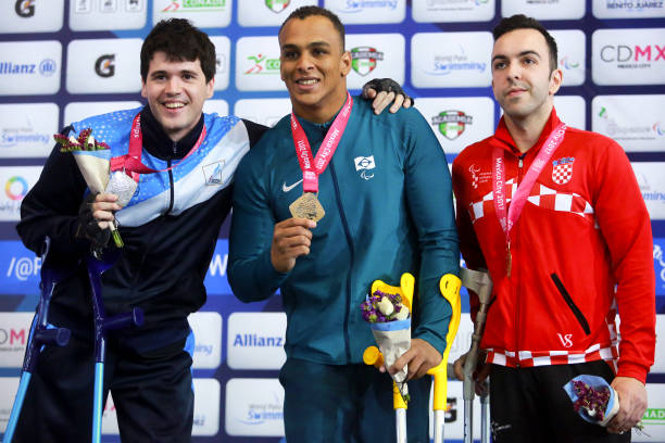 游泳救生员考证报名全流程解析：时间安排与考试内容介绍