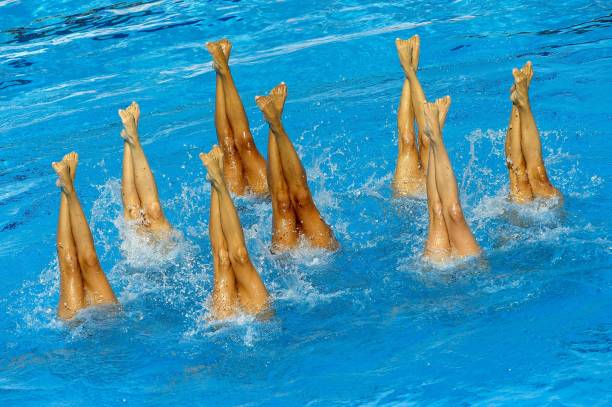 冬泳的独特魅力:与普通游泳的区别与联系