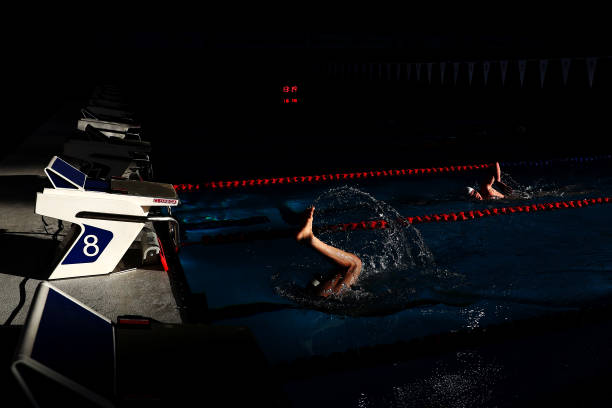 夏日游泳必看:如何预防游泳池皮肤病感染