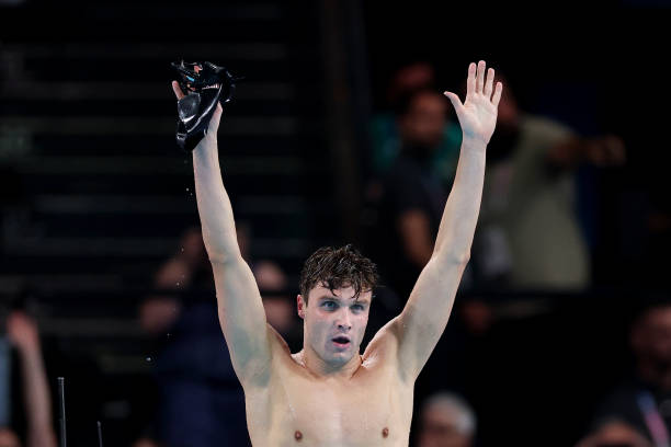 如何绘制清晰易懂的游泳动作分解图