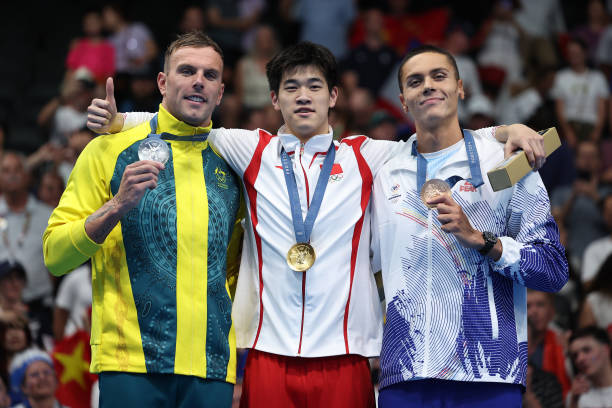 游泳比赛必知词汇:从出发到冲刺的完整术语指南