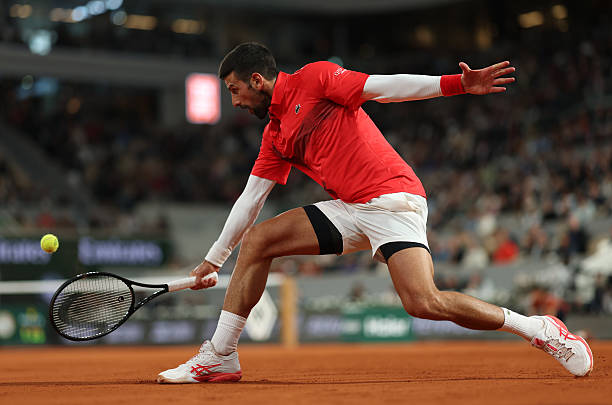 萌翻全场!小新打网球专属头像大放送