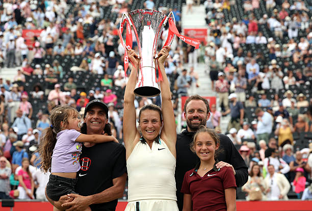 张喆教练的网球训练秘籍：如何快速提升你的发球技术