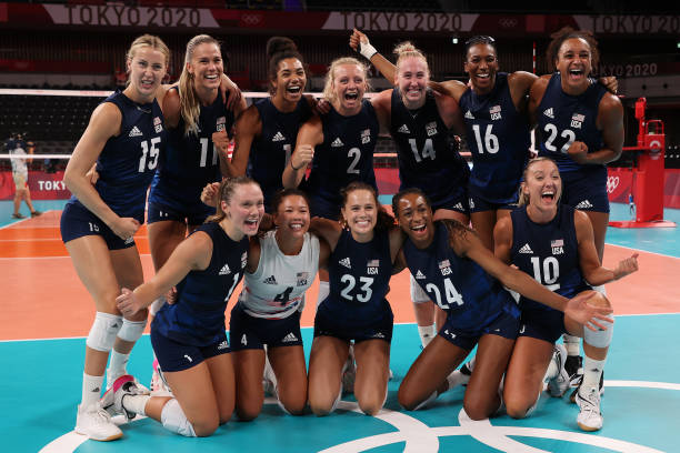 中学生排球垫球动作常见错误及纠正方法