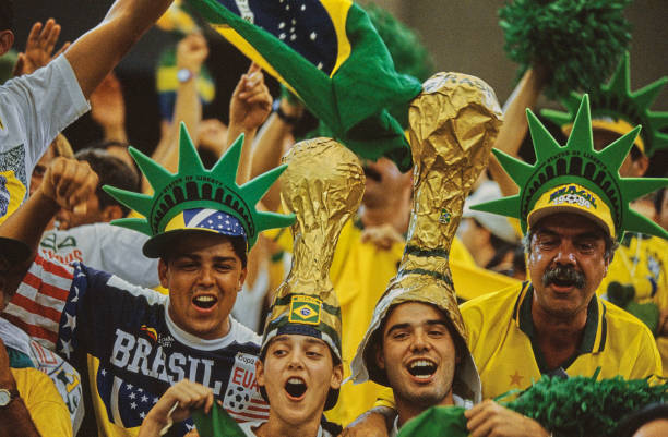 战术解析:欧洲强队世预赛战术体系对比