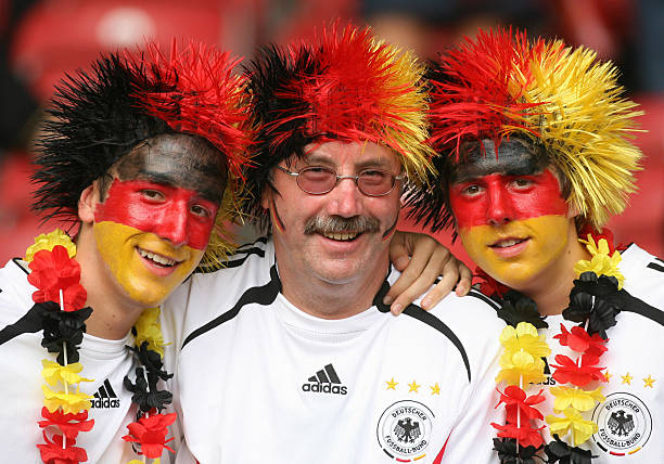 1998世界杯主题曲中文版:瑞奇·马丁的经典如何本土化